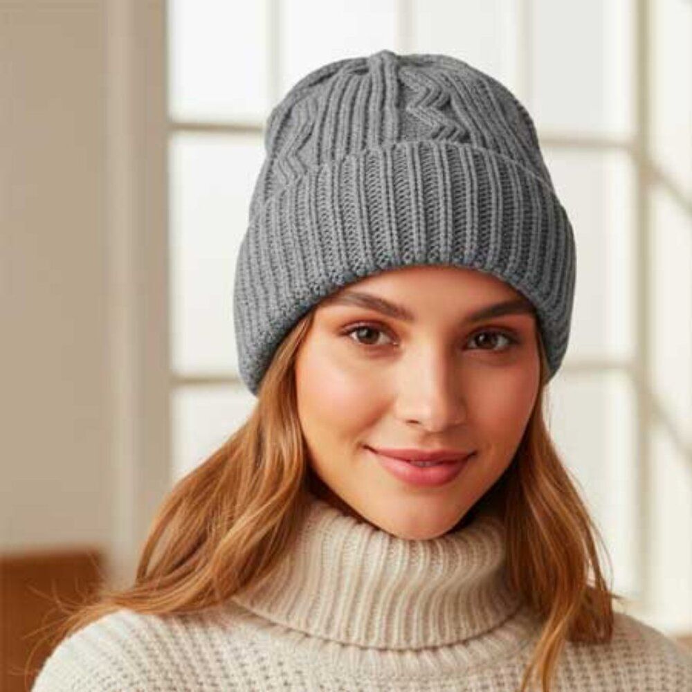 Ladies Grey Stylish Winter Hat